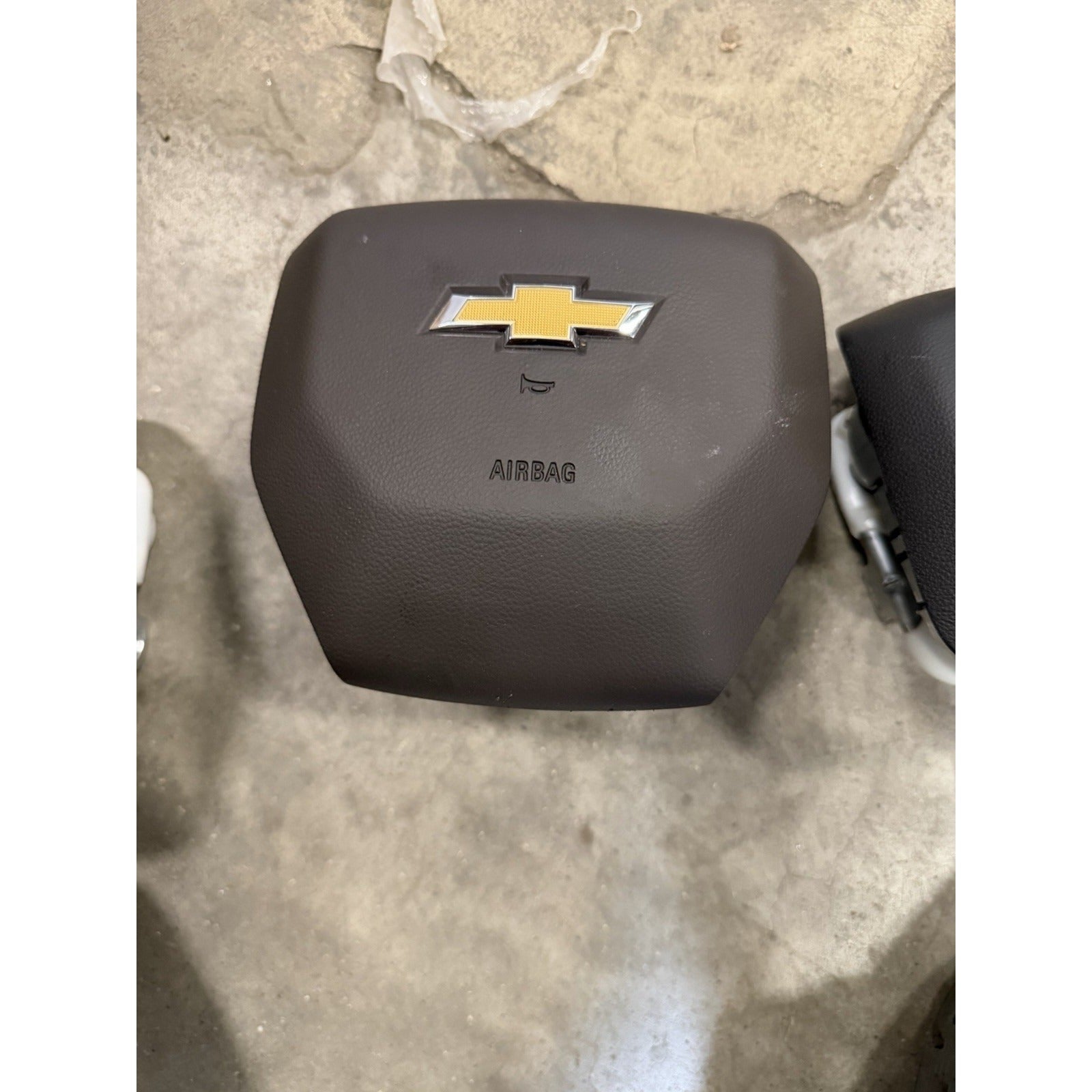 2019-2024 Chevrolet Suburban Tahoe Driver Wheel Airbag Brown OEM NEW