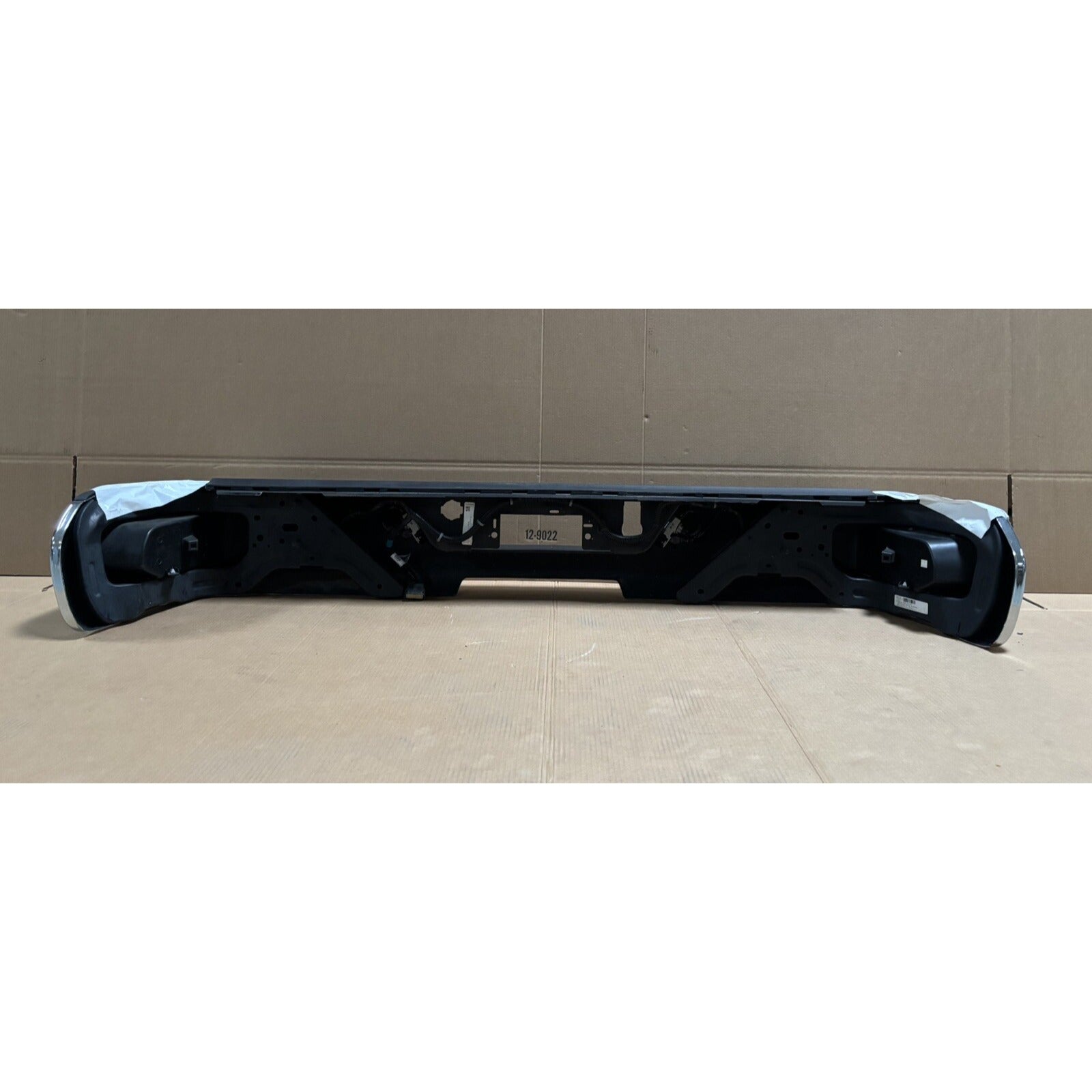 2020-2025 GMC Sierra 2500HD/3500HD  Rear Bumper Assembly W/ Sensors OEM CHROME
