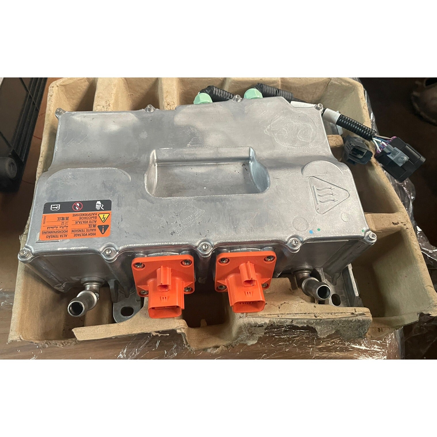 2011-2015 Chevrolet VOLT OEM GM Drive Motor Battery Pack Charger NEW 22799689