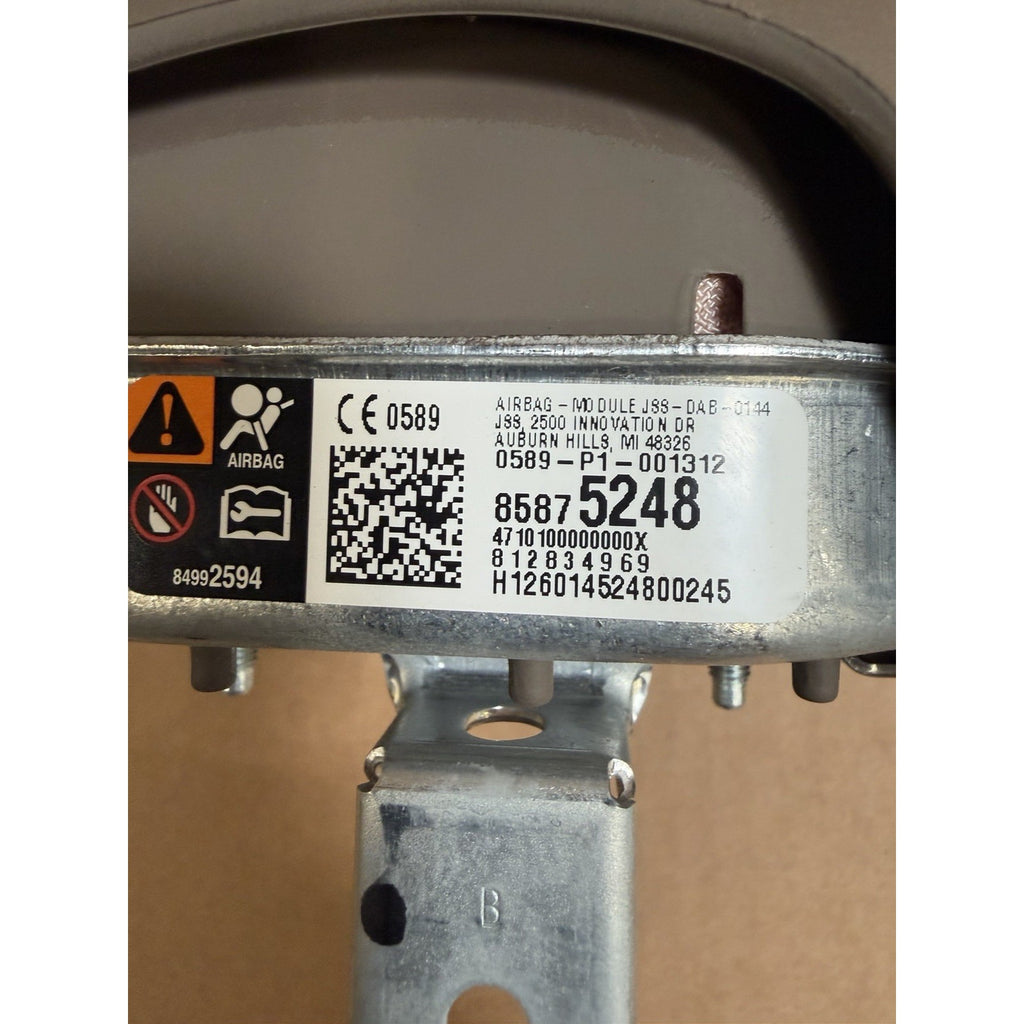 2023-2027 GMC Canyon Denali Driver Wheel Airbag (W/1 PLUG) OEM #2