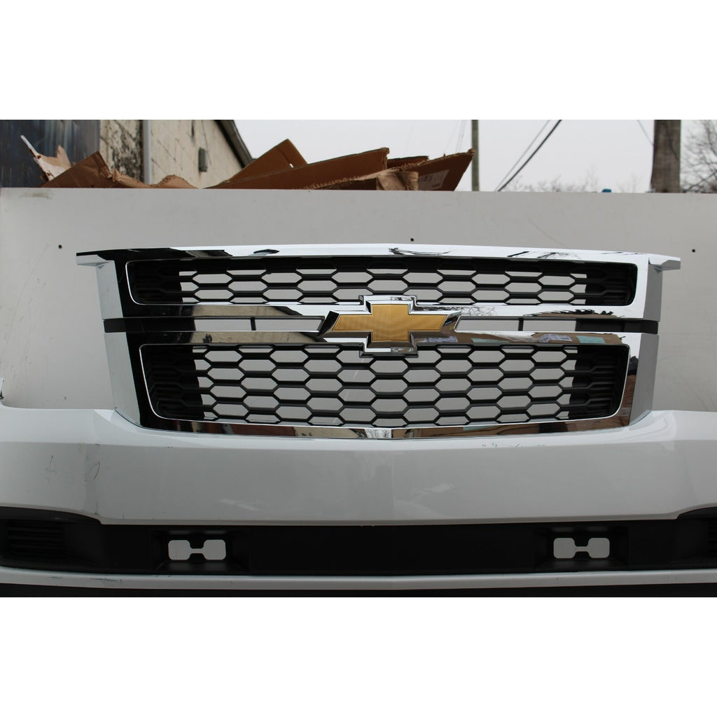 2015-2020 Chevy Tahoe Suburban Front Bumper ASM W/Tow Summit White OEM F11