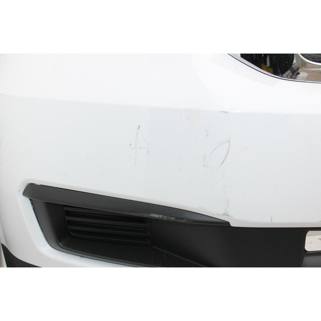 2015-2020 Chevy Tahoe Suburban Front Bumper ASM W/Tow Summit White OEM F11