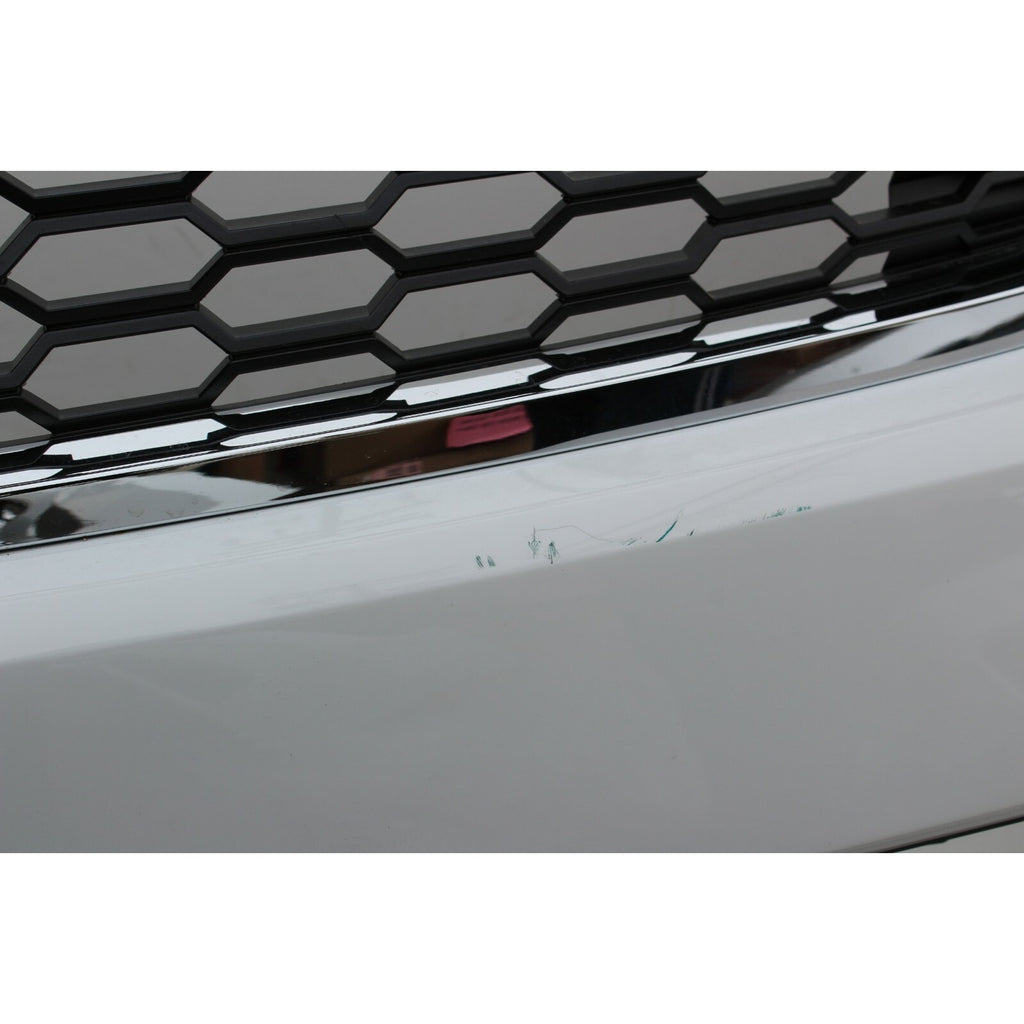 2015-2020 Chevy Tahoe Suburban Front Bumper ASM W/Tow Summit White OEM F11